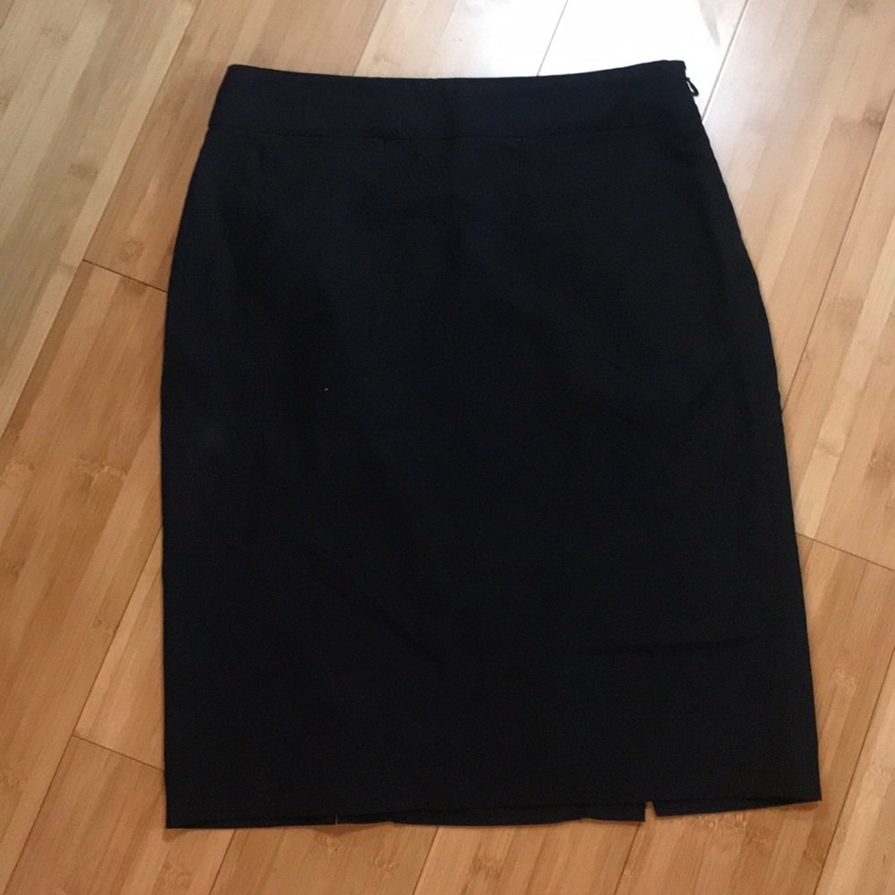 Banana Republic black pencil skirt